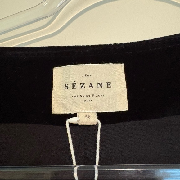 New Sezane Natty mini dress in black velvet - Picture 6 of 7